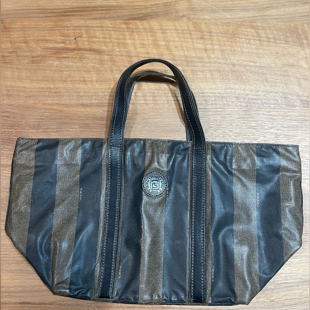 Small vintage Fendi tote